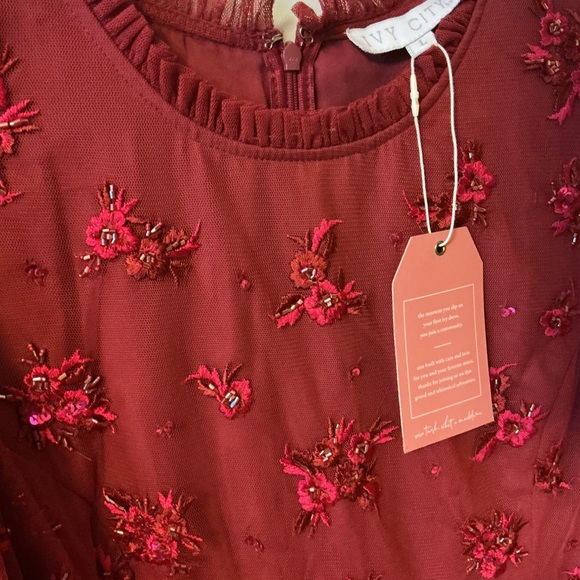 IVY CITY CO. Anastasia gown - Picture 3 of 4